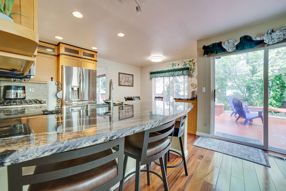 Reno Vacations - Spacious Reno Home w/ Deck 1 Mi to Downtown! - Property Image 43