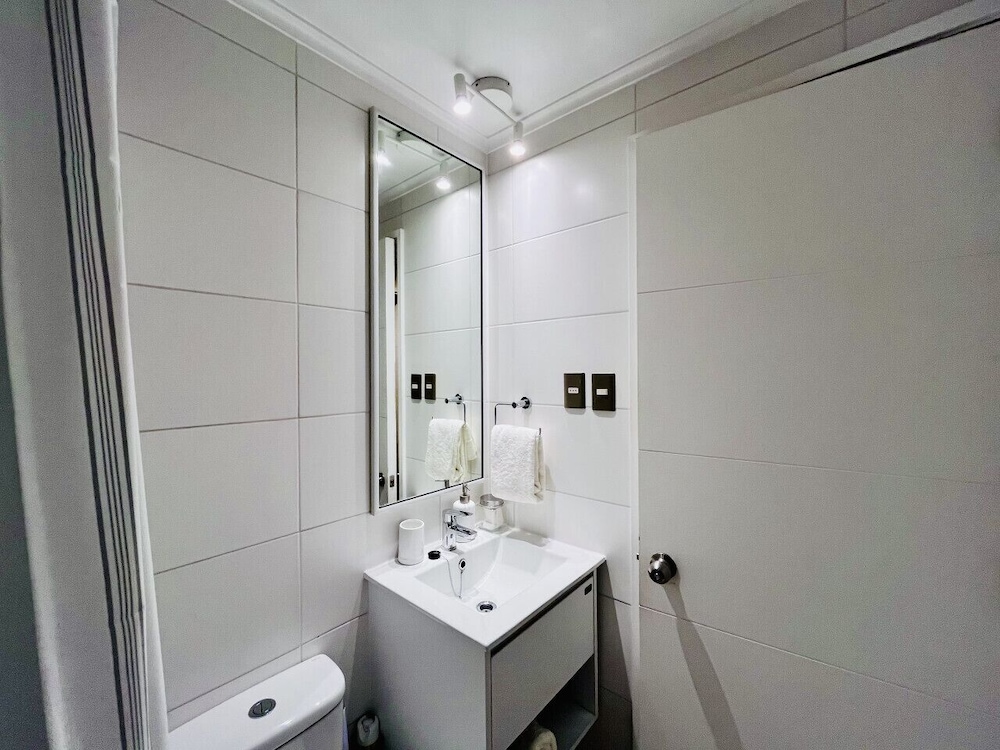 Urban Yungay Santo Domingo Home Office Laundry