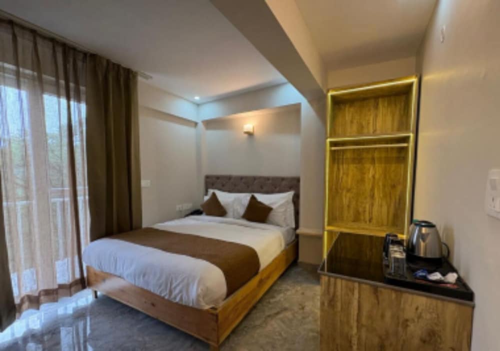 Landour Wood House