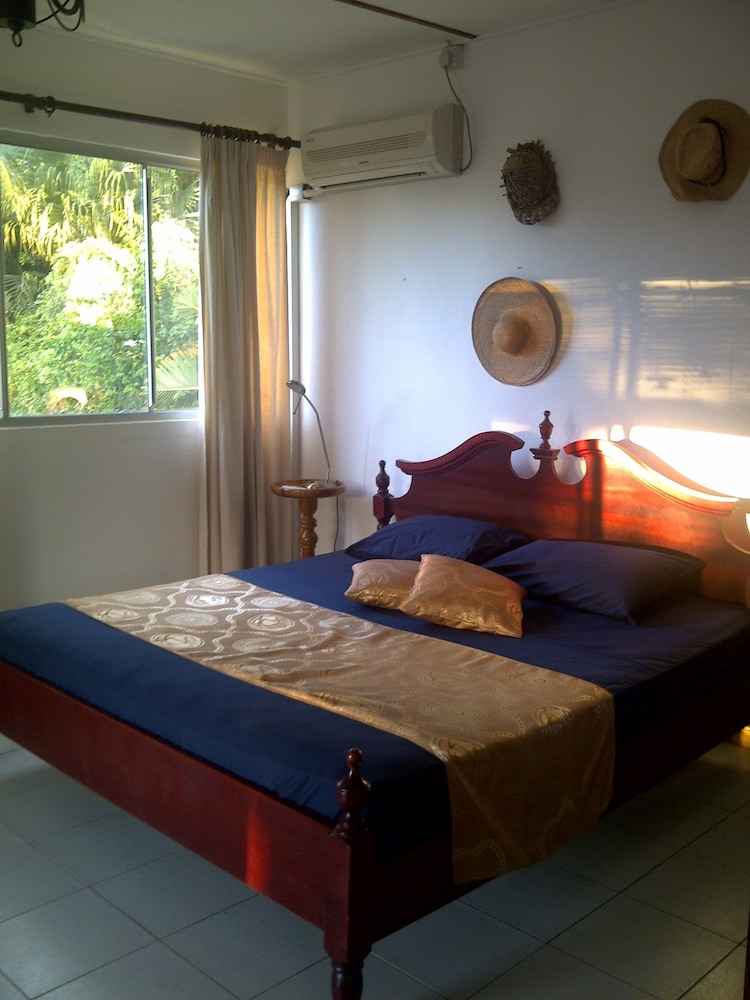 Lemongrass Lodge
