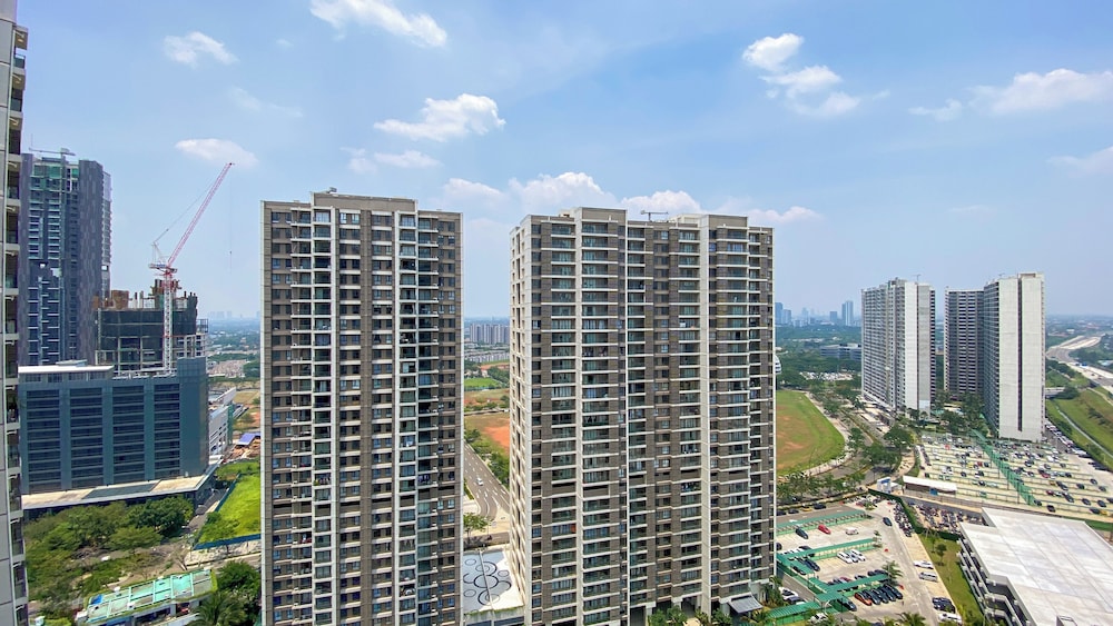 Best Deal and Strategic 3BR Apartment Sky House BSD