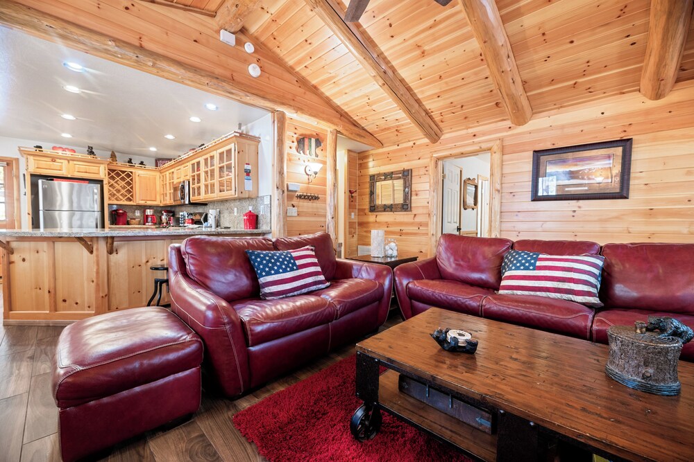 Catalina Creekside Cabin