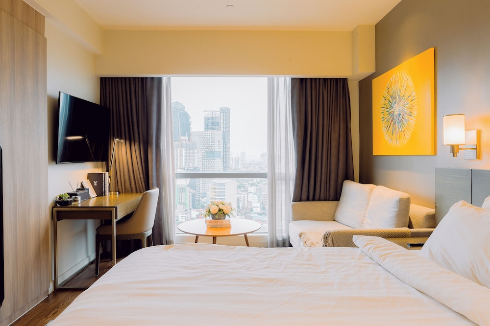 Hotel Residences at Acqua