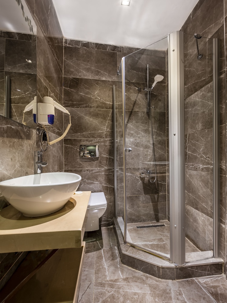 Goldengate Otel - Image 37