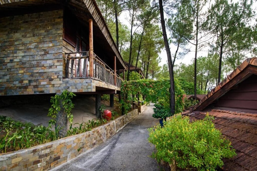 Sankofa Village Hill resort and Spa