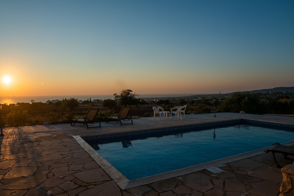 Hermes Villa