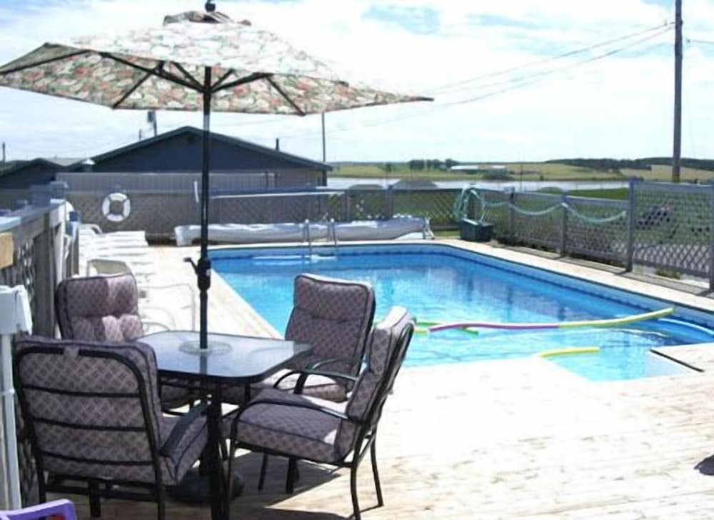 Blue Crest Cottages