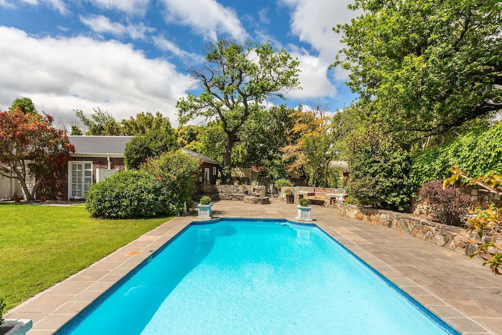 Alphen Lodge Constantia