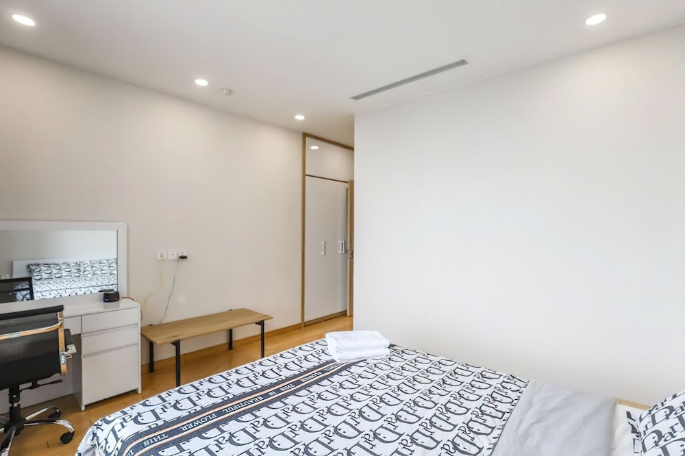 The Zei Plaza Luxury Apartments