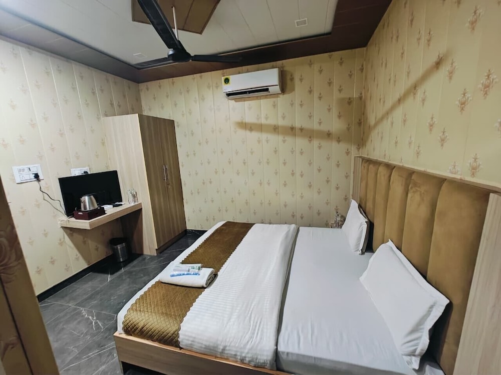 Hotel Konark INN