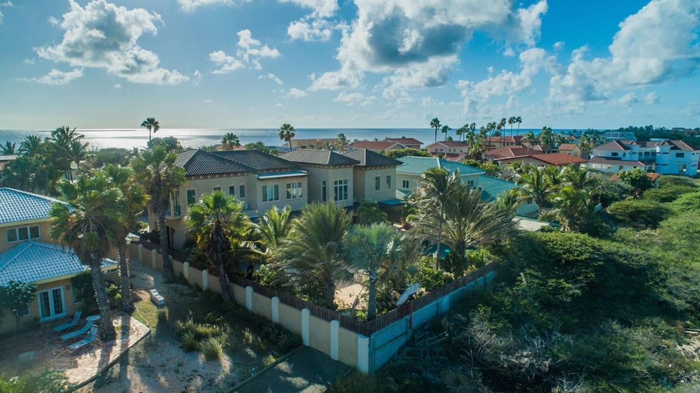 Glamorous Luxury Villa Pool Jacuzzi Sea View
