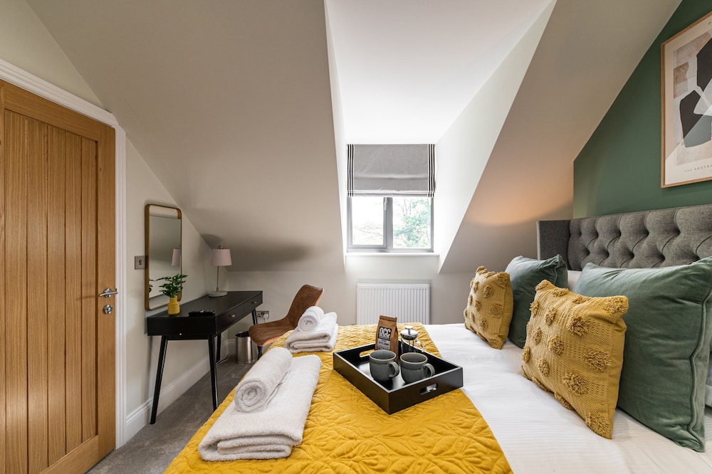 Chelmsford Loft 5 Penthouse