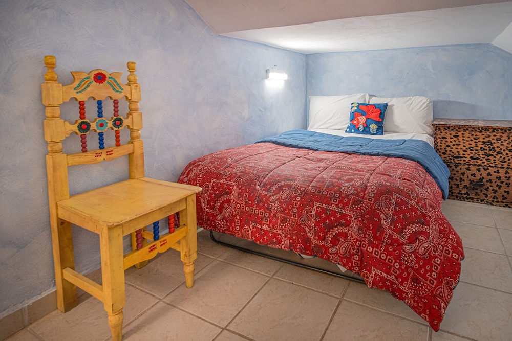 Casa Frida Massive Condo Sleeps up to 12!