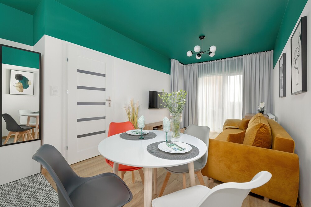 Cosy Marina 1 With Balcony by Renters