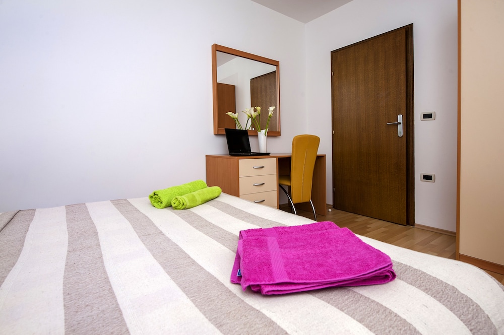 Apartments Davorka