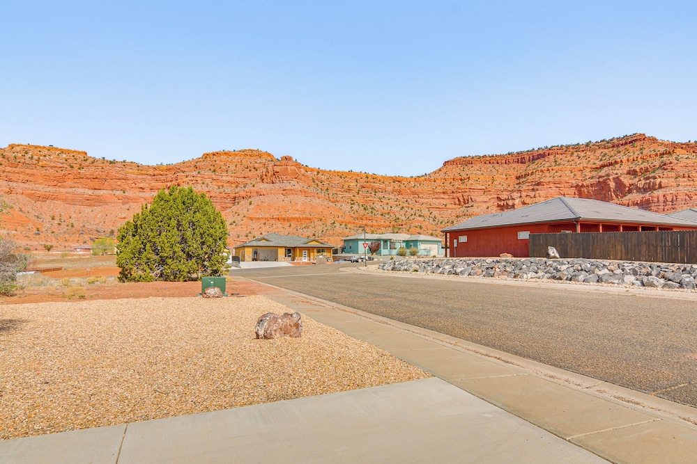 Stunning Red Rock Views! Kanab Home By Natl Parks
