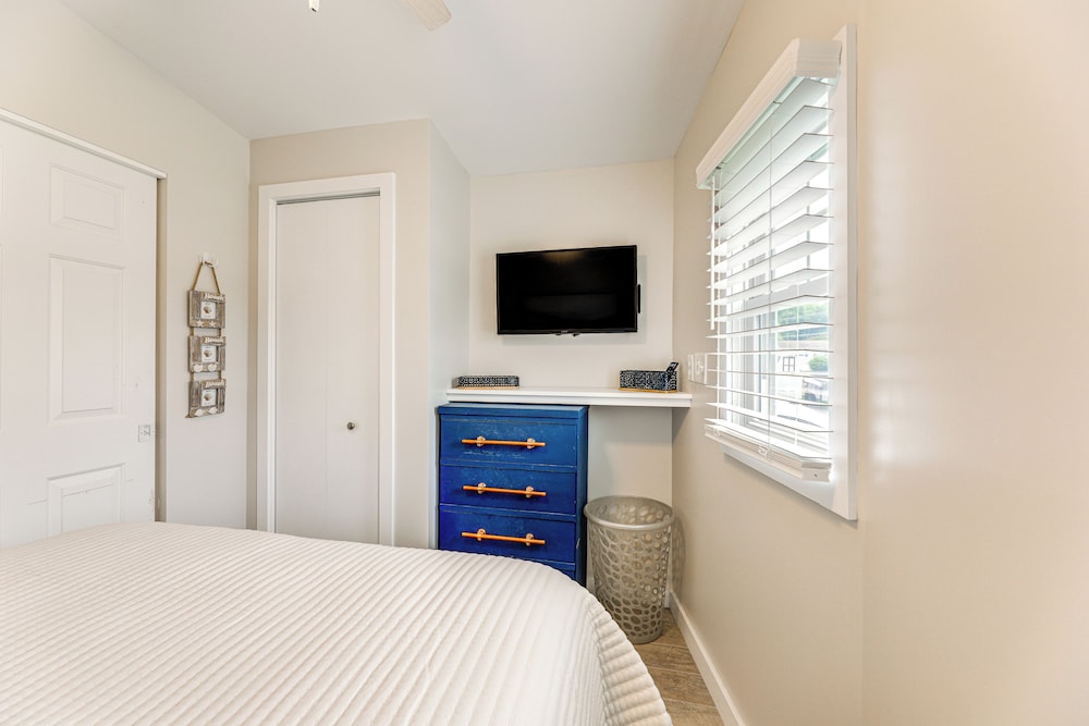 Pool & Marina: Family Home ~ 11 Mi to Ocean City