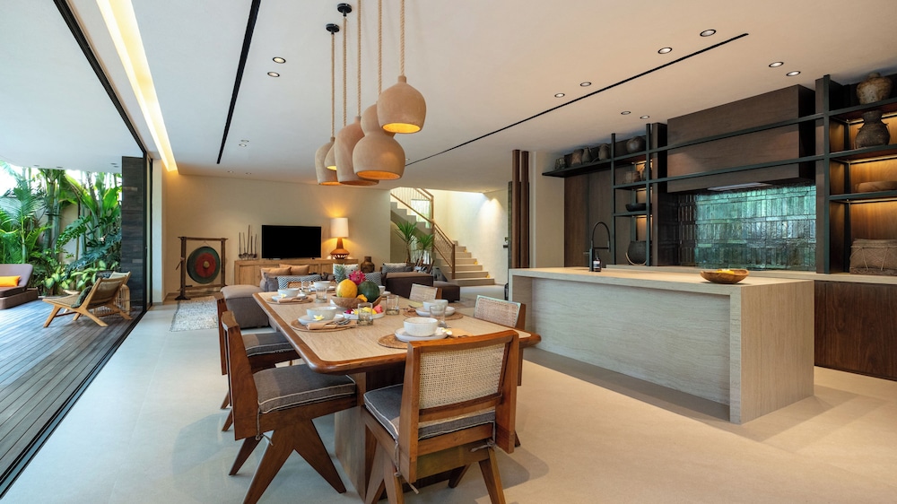 Villa Fiji by Villa Finder