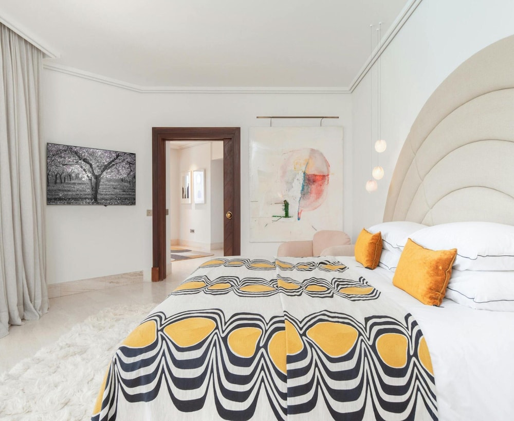 Appealing Villa Near Ibiza Town
