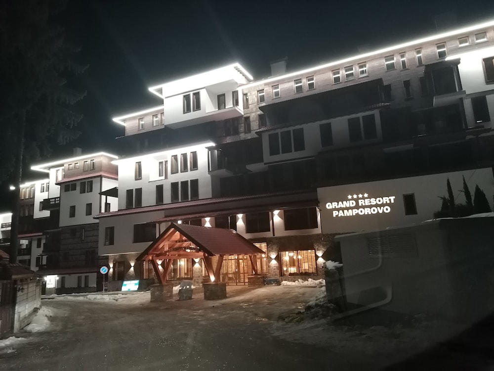 Tulip Apartment High-end, Grand Resort Pamporovo