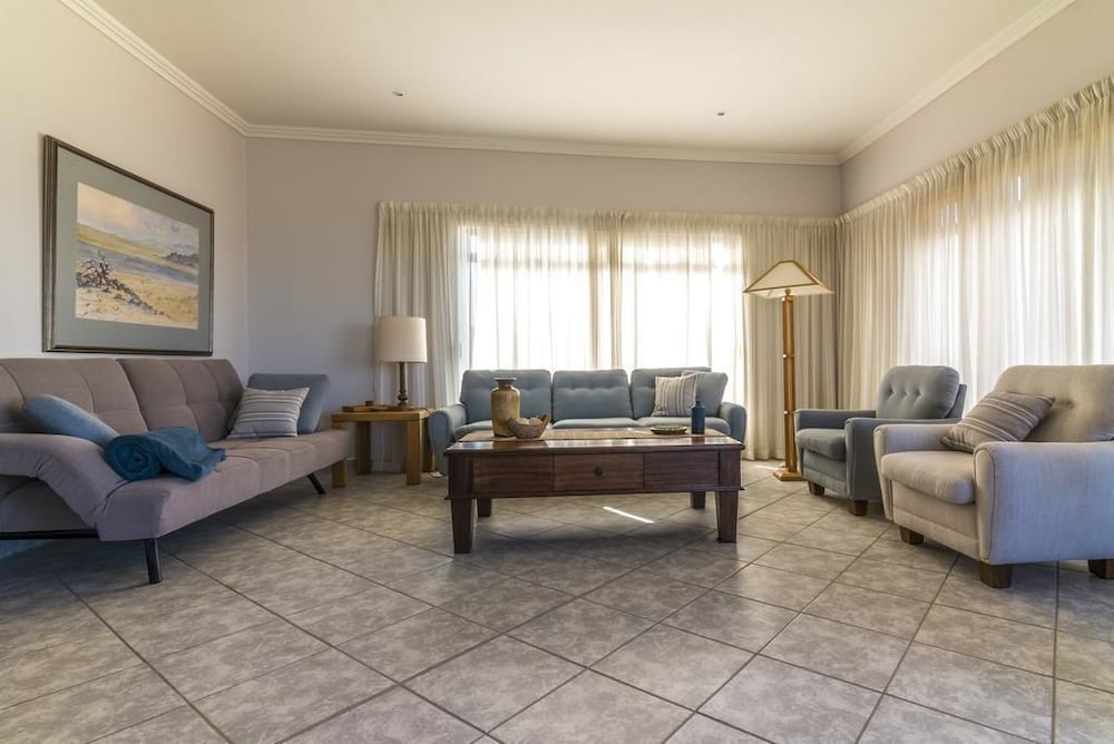 Chala Kigi Self Catering