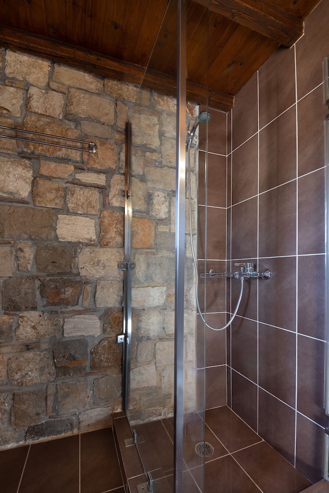 ENALIO Suites