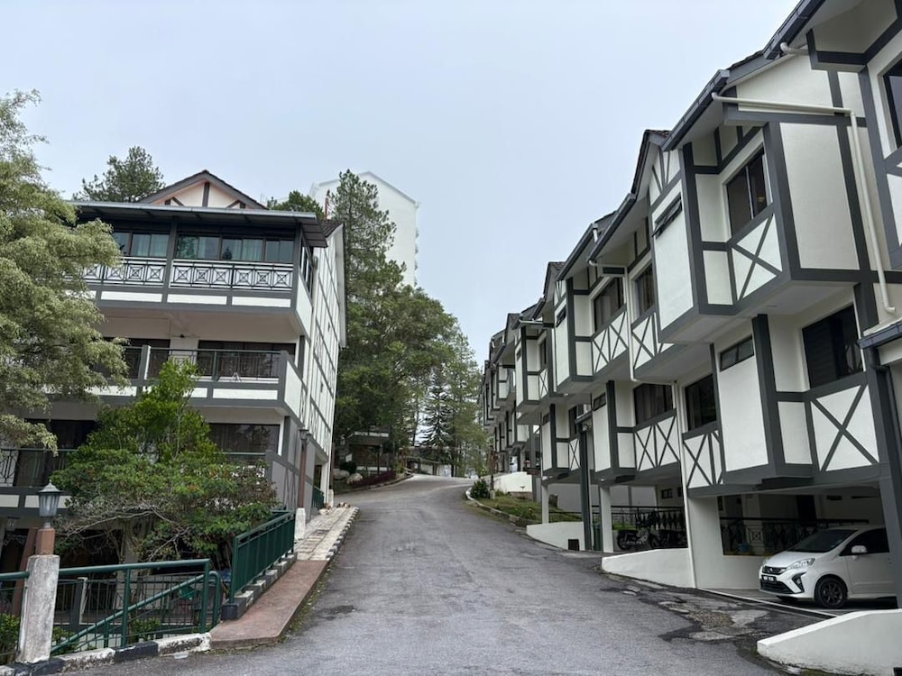 Copthorne Hilltop Resort