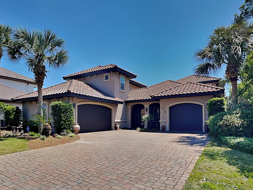 Destiny's Paradise by Southern Vacation Rentals