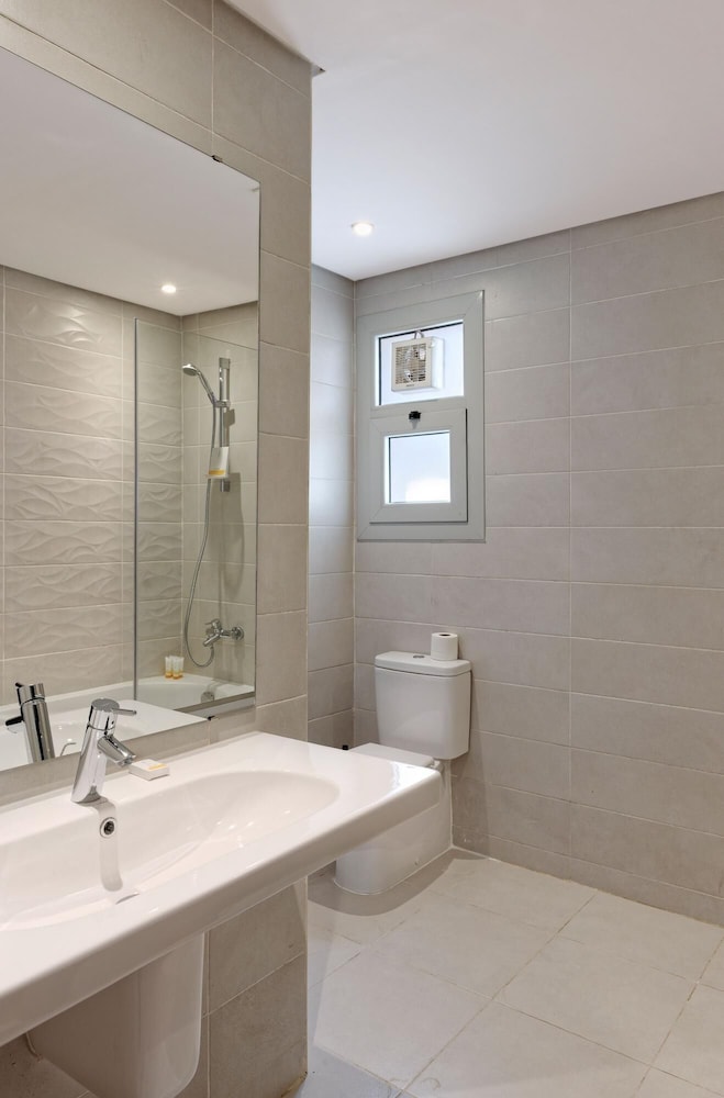 Vesta - Luxury Apt - 2Br - Cfc XII