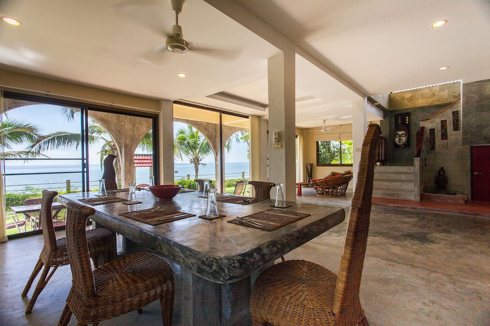 Charu Bay Villas