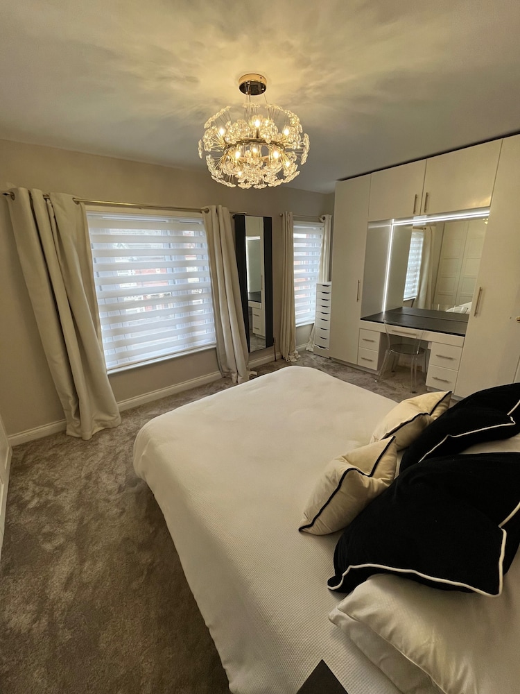 Rushden Retreat on Wellingborough Road