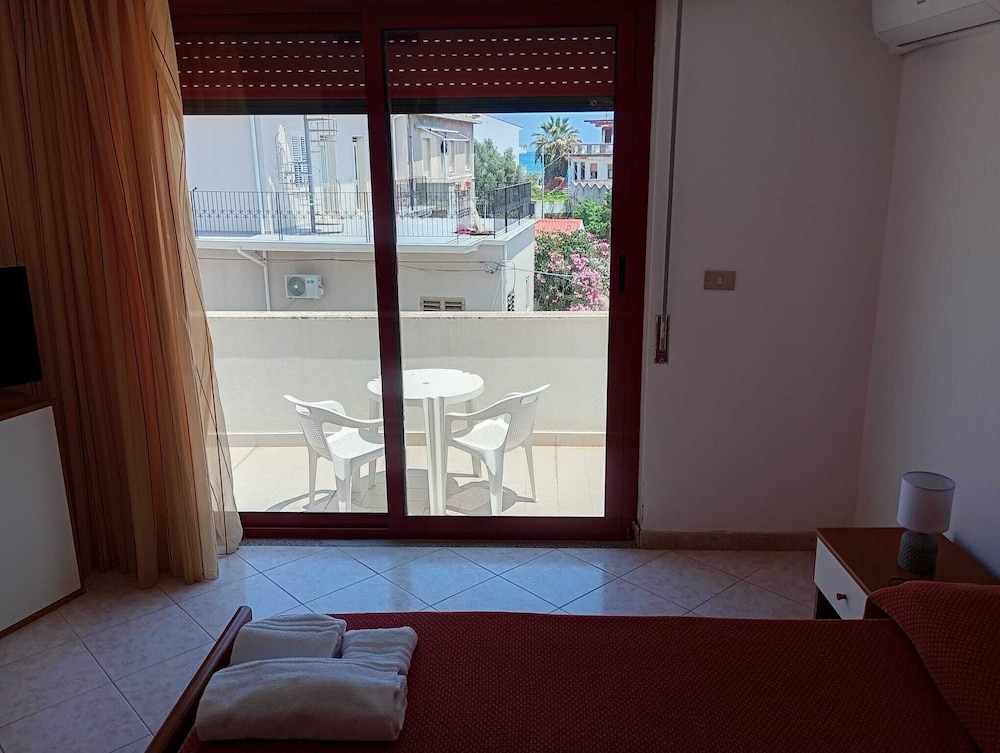Hotel Lungomare 3 Stelle