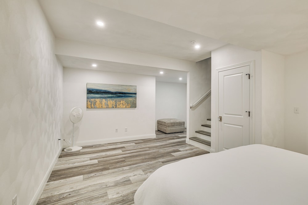 Walk to Mississippi River: Grafton Townhome!