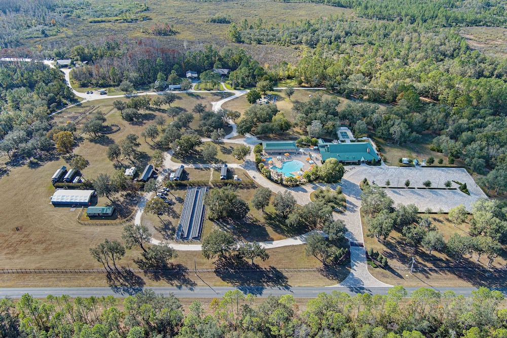 Black Prong Resort