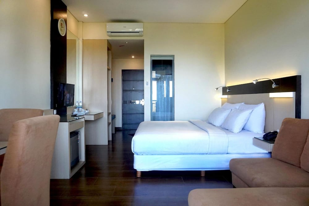 Hotel Puriwisata Baturraden view 5