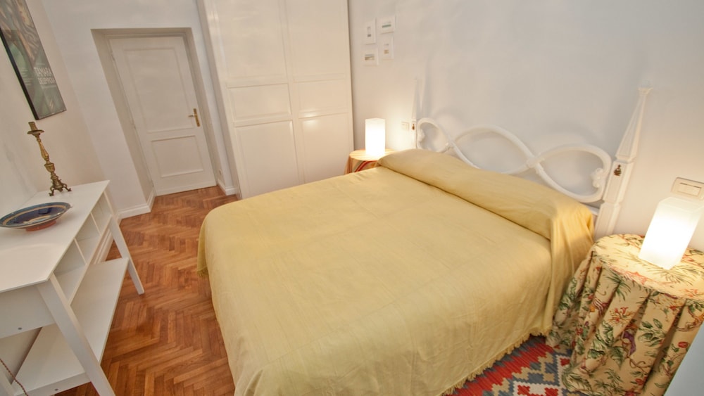 Rental In Rome Maximum