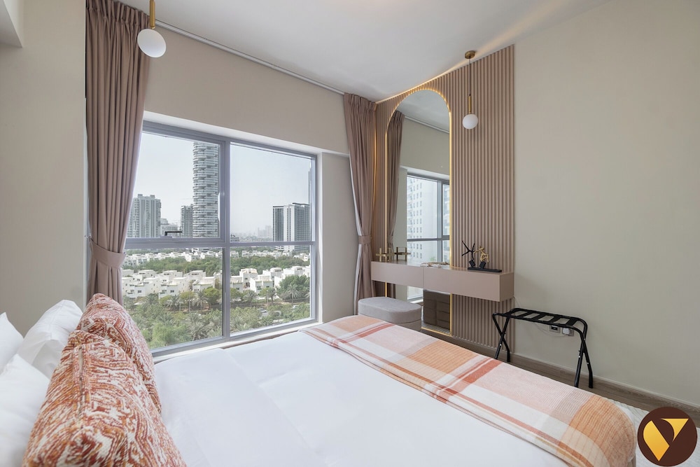 Stylish Peaceful in JVC full Amenities
