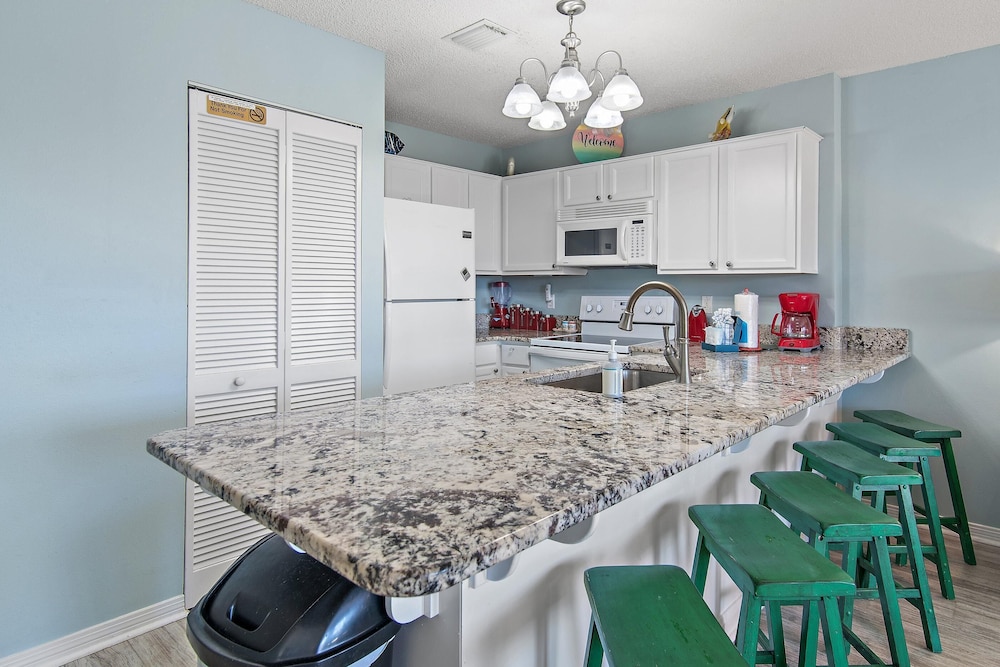Island Sands 105