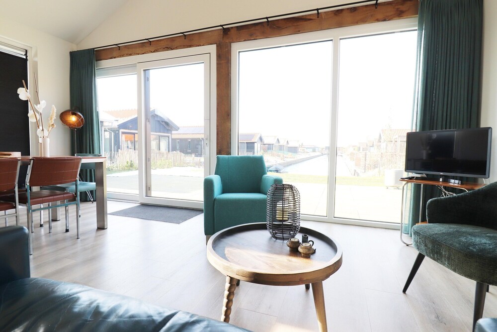 Scenic Stay With Sauna