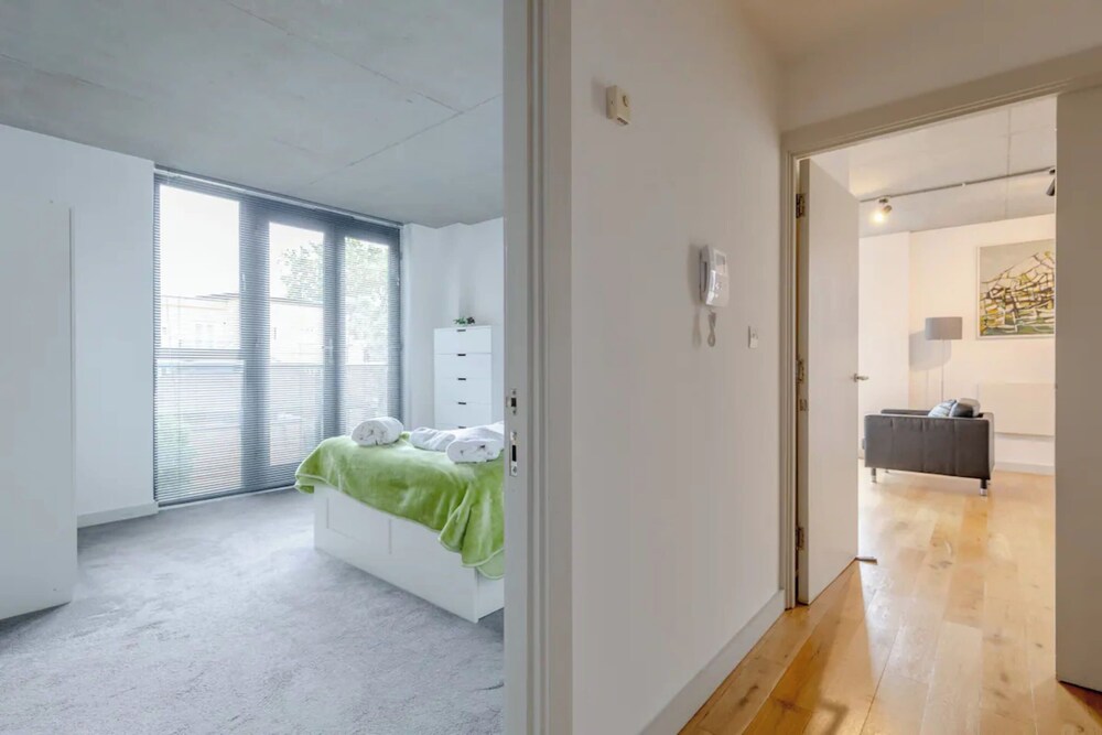 Beautiful & Bright 2BD Flat - Dalston!