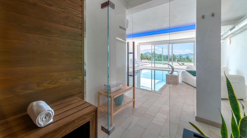Dimora Montefalcone 8 Emma Villas view 4