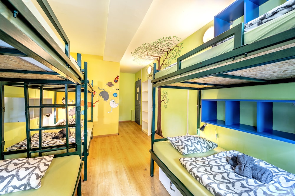 Island Hostel - Adults only