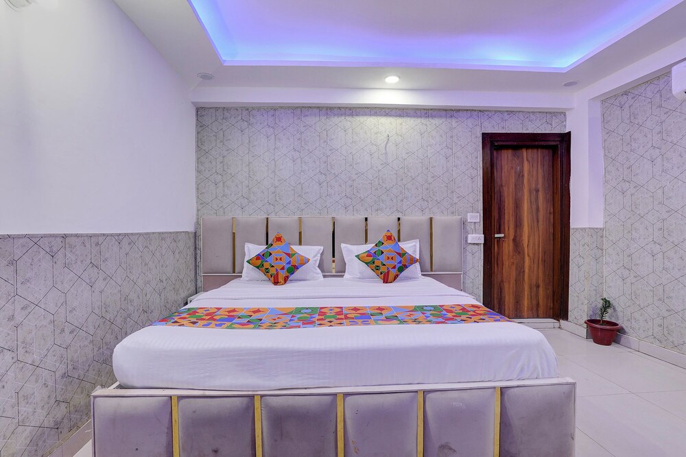 Fabhotel Akki Residency