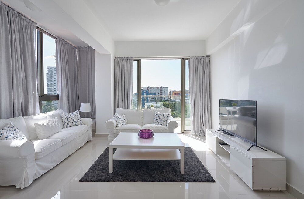 Apartments in La Julia 1 and 2 Bedrooms