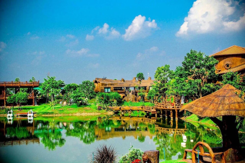 Timberland and Fruit Resort