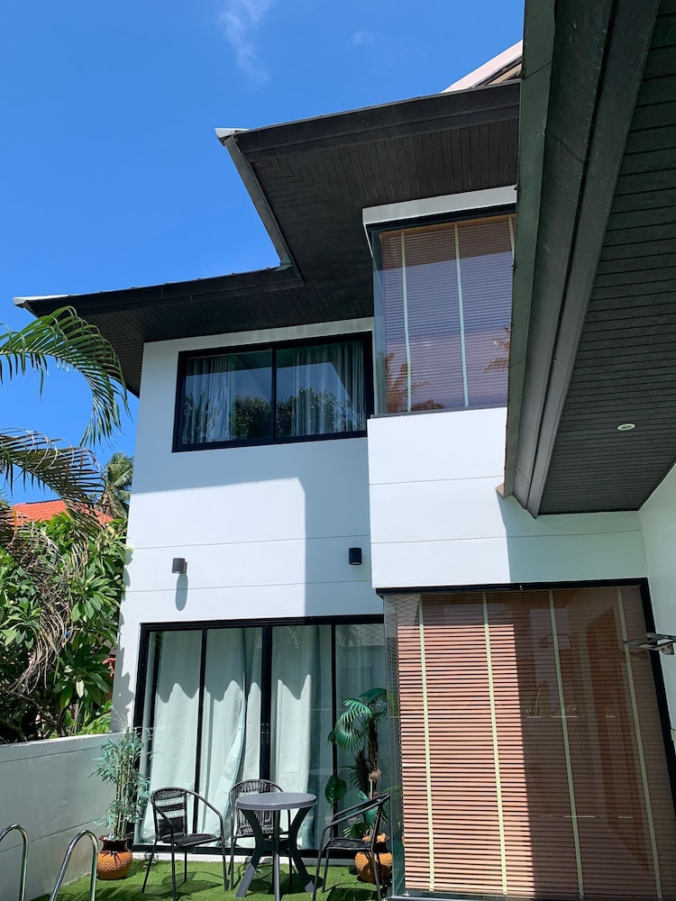 3 Bedroom Villa SDV261- Walk to Beach-By Samui Dream Villas