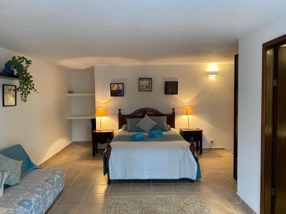 Villa Vale Verde 5 Bedroom Villa 10 min Walk to