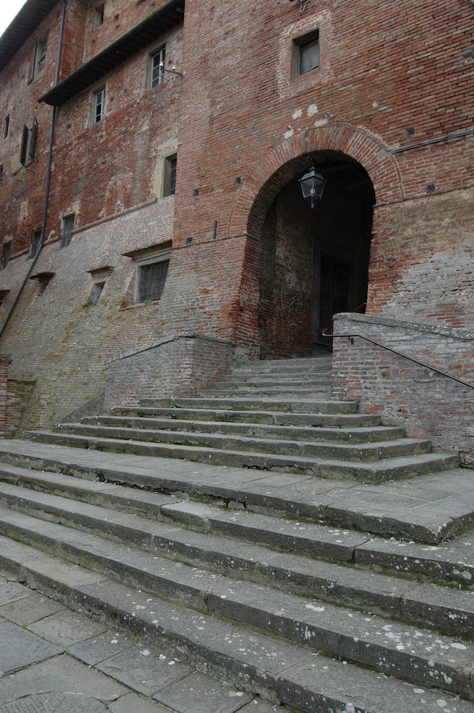 Photo 37
