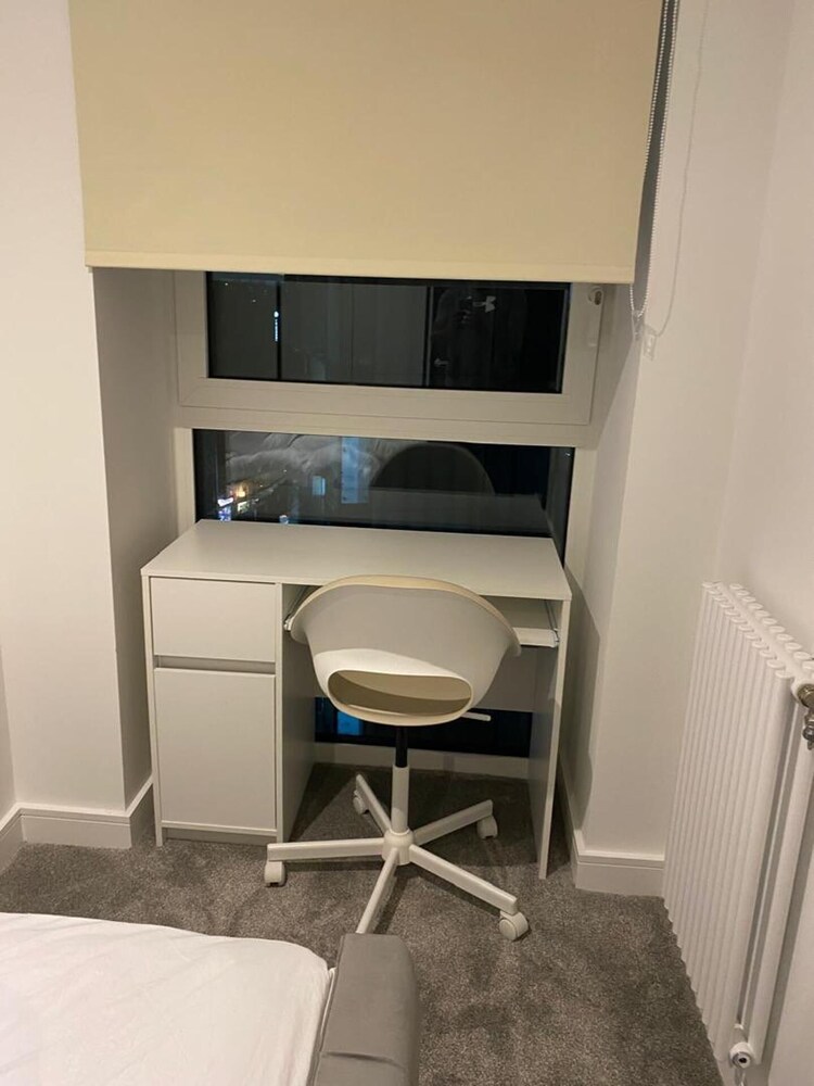 Cosy London Apartment Near River Thames