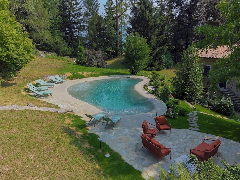 Villa Riva Bellagio With Pool by Rent all Como